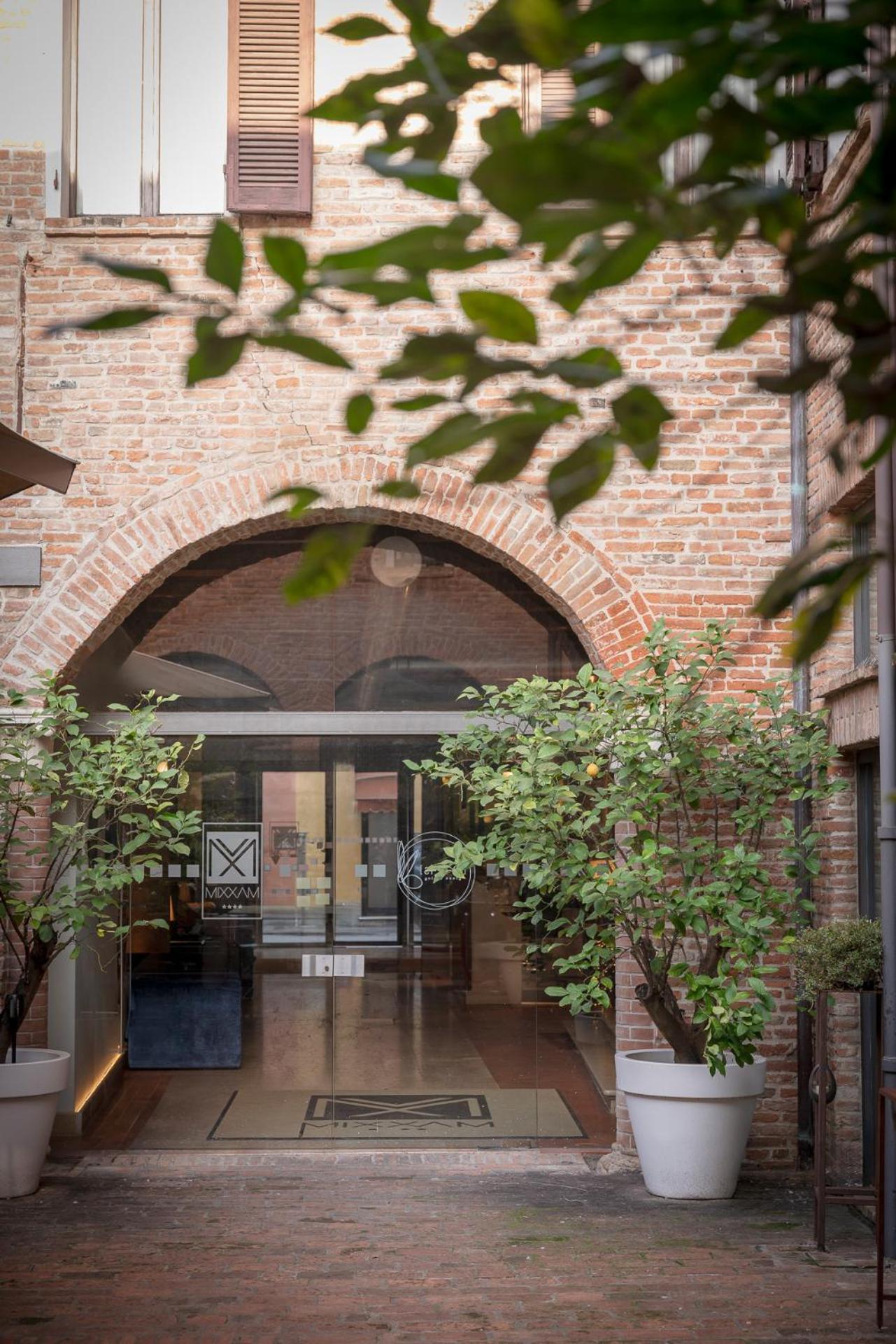 Maxxim & Loft Hotel Ferrara