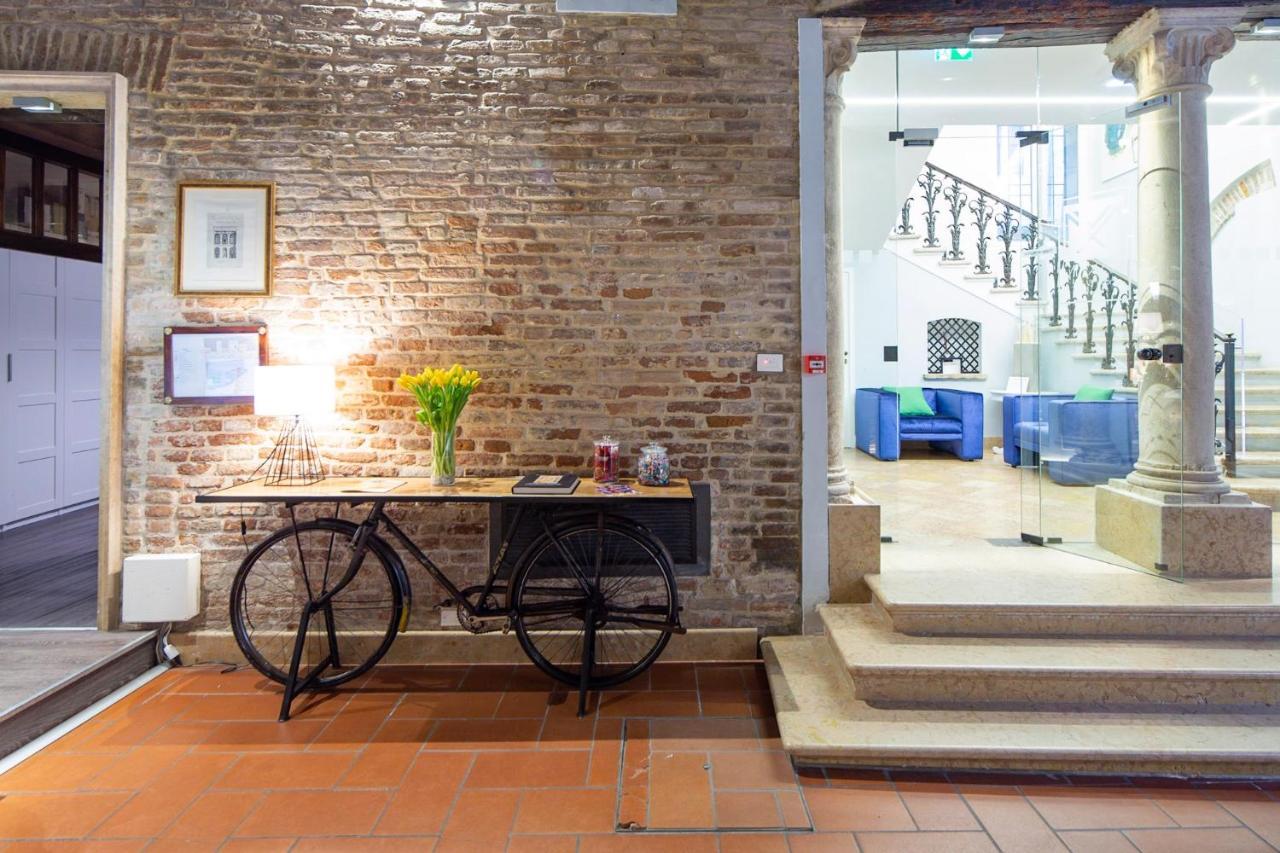 Hotel Maxxim & Loft